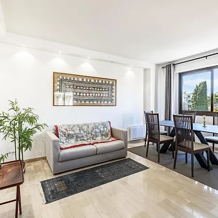 9 - Center 50m Croisette * Cannes