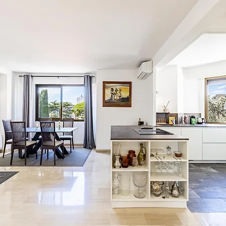 9 - Center 50m Croisette Appartamento
